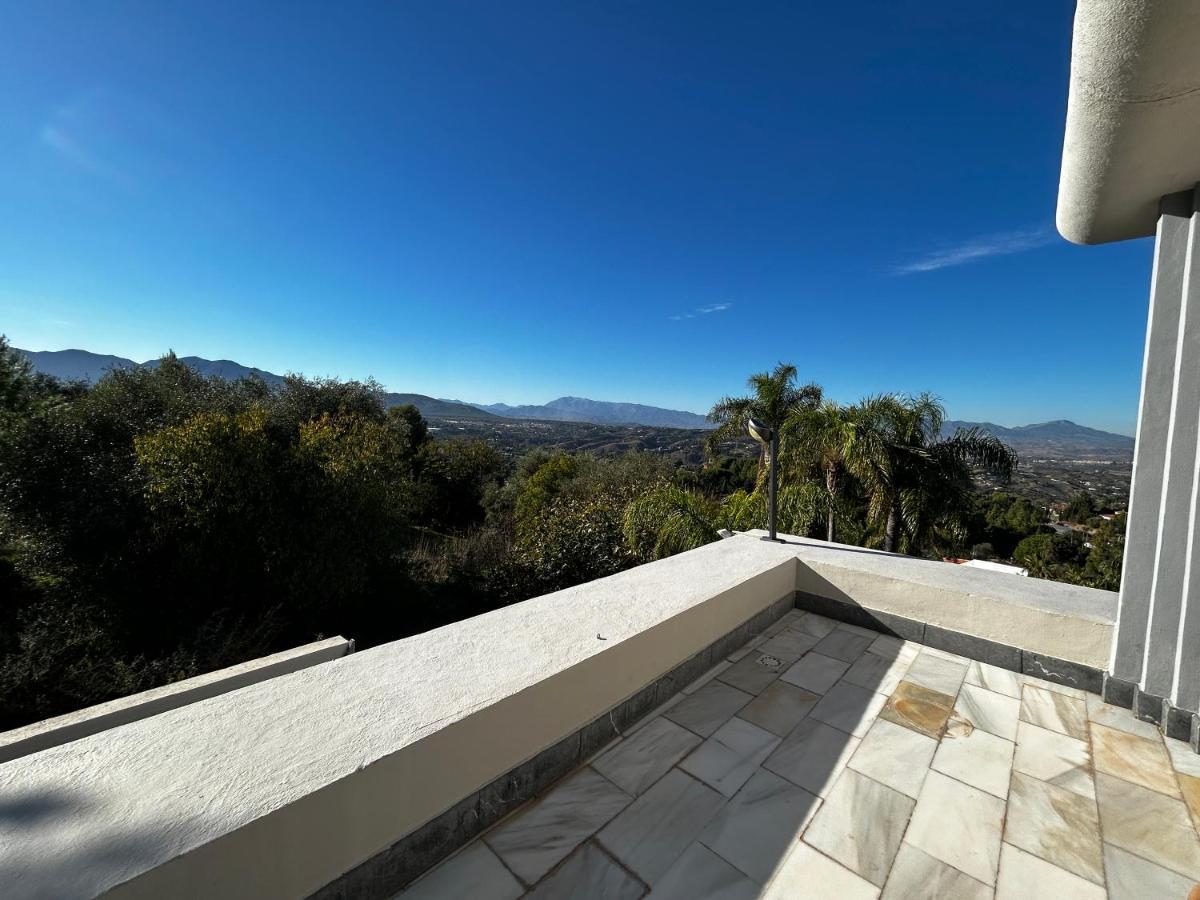 Villa La Paz En Alhaurin El Grande, Malaga Eksteriør billede